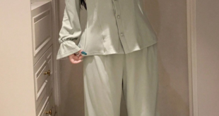 Elegant Sleep Clothing Set